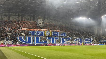 25-OM-LENS 18.jpg